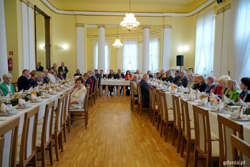 Uczestnicy spotkania świątecznego kombatantów i osób represjonowanych, które odbyło się w Klubie Marynarki Wojennej „Riwiera” (fot. Magdalena Czernek)