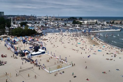 Przed nami kolejny dobrze zapowiadający się sezon kąpielowy na gdyńskich plażach (fot. gdyniasport.pl)