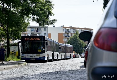 Jedna z szybkich ładowarek powstanie m.in. na ulicy Godebskiego, gdzie elektrobusy będą kursować na linii 150, fot. Kamil Złoch
