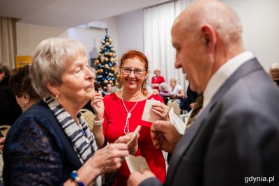 Świąteczne spotkanie dla seniorów zorganizowane przez Fundację Adaptacja (fot. Karol Stańczak)