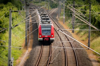 Newag czy Cegielski? Oni złożyli oferty w przetargu na dostawę 4 tzw. „hybryd