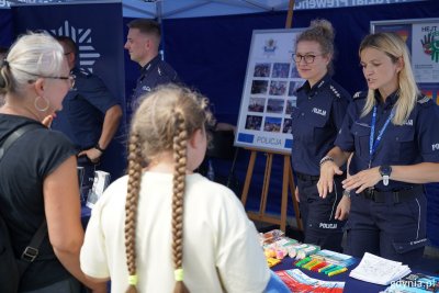 Rodzinny Piknik Policyjny na molo Południowym trwa do godz. 18:00 (fot. Magda Śliżewska)
