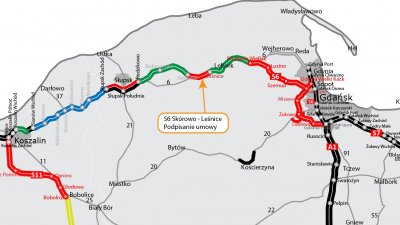 Szary fragment mapy Pomorza, zaznaczone drogi ekspresowe, kolorami wyróżnione odcinki, które są realizowane albo w przygotowaniu, nazwy miejscowości, legenda mapy