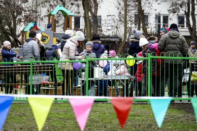 Nowy plac zabaw przy ulicy Stolemów