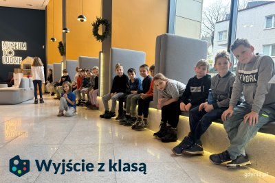 Projekt „Wyjście z klasą” w Muzeum Miasta Gdyni, za zdjęciu uczniowie z SP 52 (fot. Katarzyna Balcerzak)