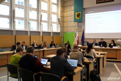 Rada Miasta Gdyni zadecydowała. Miasto uruchomi program Stypendiów Artystycznych. (fot. Magdalena Śliżewska)