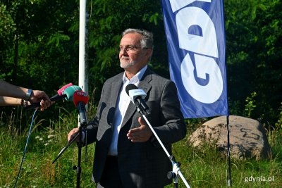 Wojciech Szczurek, prezydent Gdyni, podczas briefingu na Polance Redłowskiej // fot. Magdalena Czernek