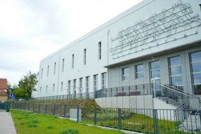 Hala sportowa przy ZSHG w Gdyni, ul. Morska 77, gdzie odbędzie się ogólnopolska inauguracja roku szkolnego 2025/26 (fot. Magdalena Czernek)