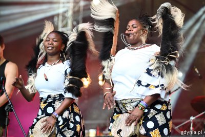 W piątek, 19 lipca, w Parku Kolibki rozpoczęła się 19. edycja Festiwalu Kultur Świata Globaltica. Na zdj. występ The Zawose Quenns z Tanzanii. Fot. Michał Puszczewicz