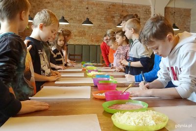 Warsztaty kulinarne z przygotowania pizzy w Bistro Szama podczas zeszłorocznej Akcji Zima (fot. Katarzyna Balcerzak)