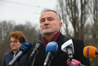 Podczas wyborów, czyli 7 kwietnia, do lokali wyborczych dotrzemy bezpłatną komunikacją miejską. Ogłosili to trójmiejscy samorządowcy. Na zdj. prezydent Gdyni, Wojciech Szczurek. Fot. Zygmunt Gołąb