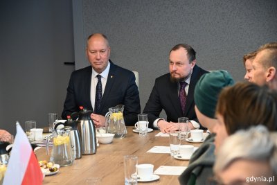 Na zdjęciu podczas spotkania m.in.: Giedrius Didjurgis, wiceprezydent Kłajpedy ds. kultury i Mariusz Bzdęga, dyrektor zarządzający ds. kultury i aktywności mieszkańców Gdyni (fot. Magda Śliżewska)