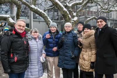 Kwiaty i czekolada. Gdynia świętuje 92 urodziny // fot. Karol Stańczak