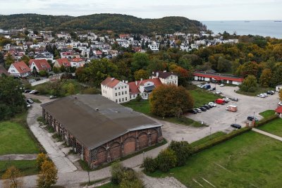 Stajnia i wozownia zespołu dworsko-parkowego Kolibki. Zdjęcie z facebookowej grupy „Gdynia w obiektywie” (fot. Marcin Łukaszewicz)