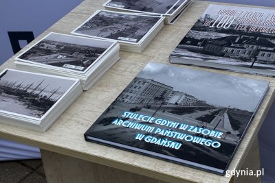 6 sierpnia na Placu Kaszubskim odbył się uroczysty wernisaż archiwalnego fotoplastikonu (fot. Zofia Marczak)