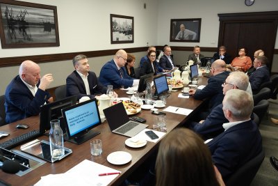 Omawiano między innymi plan dalszych działań na rzecz ustawy metropolitalnej dla Pomorza  (fot. Grzegorz Mehring/gdansk.pl)