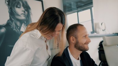 Dorota i Kacper Cząstkowie, właściciele agencji kreatywnej Hiday // fot. materiały prasowe Gdyńskiego Centrum Wspierania Przedsiębiorczości