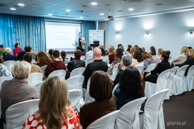 Konferencja przyciągnęła do orłowskiego Hotelu Kuracyjnego ponad 100 osób zainteresowanych tematem (fot. Kamil Złoch)