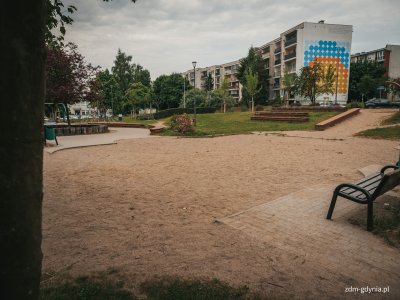 Część wyeksploatowanych urządzeń została już wcześniej zdemontowana (fot. Marcin Mielewski, Zarząd Dróg Miejskich)