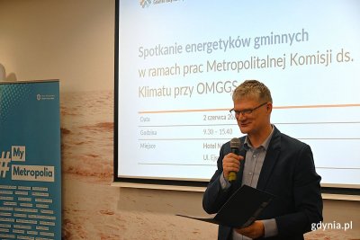 Wiceprezydent Gdyni Rafał Geremek otworzył spotkanie energetyków gminnych (fot. Zofia Marczak)