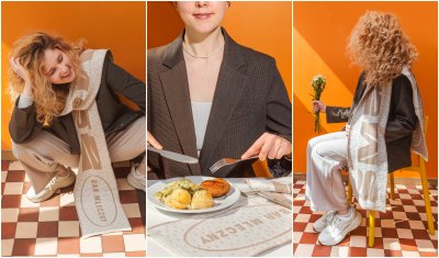 Trzy zdjęcia z sesji produktowej szalika Smakosz. Modelka na pomarańczowym tle pozuje do zdjęć z szalikiem. Na jednym ze zdjęć widać kobietę w garsonce siedzącą przy stole i jedzącą obiad, na stole leży szalik.