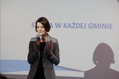 Katarzyna Gruszecka-Spychała, wiceprezydent Gdyni na konferencji dot. strefy ekonomicznej w każdej gminie // fot. mat. prasowe Pomorska Specjalna Strefa Ekonomiczna