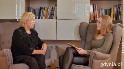 Rozmowa o gdyńskiej kulturze. Na zdj. (od lewej): wiceprezydentka Gdyni Oktawia Gorzeńska i Magdalena Starnawska z portalu gdynia.pl (fot. Łukasz Czerwiński)