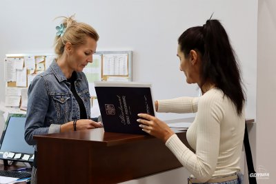 Wyniki rekrutacji można również sprawdzać bezpośrednio w szkołach, na zdjęciu II LO (fot. Katrzyna Balcerzak/archiwum)
