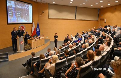 W czwartek, 20 sierpnia w głównej auli Muzeum Marynarki Wojennej w Gdyni zainaugurowano 8. edycję Międzynarodowej Konferencji Naukowej, w tym roku pod hasłem „Wojna i Morze