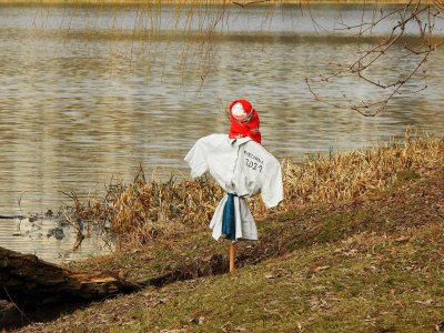 Topienie Marzanny to zwyczaj od wieków obecny w polskiej tradycji. Na zdjęciu: tradycyjna Marzanna.