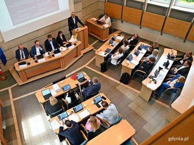 Radni podczas III sesji Rady Miasta Gdyni (fot. Magdalena Czernek)