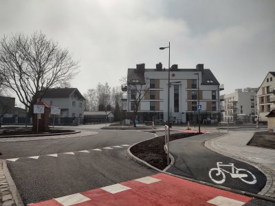 Rozbudowane skrzyżowania ul. Bosmańska - Płk. Dąbka - Dickmana // mat. Laboratorium Innowacji Społecznych