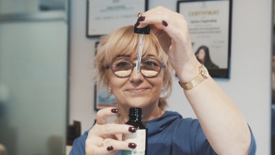 Iwona Zagórska, właścicielka salonu fryzjerskiego „Eco Irena” //  fot. materiały Gdyńskiego Centrum Wspierania Przedsiębiorczości