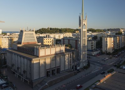 Kościół pw. Najświętszego Serca Pana Jezusa przy ul. Armii Krajowej 46 w Gdyni, fot. Bartłomiej Ponikiewski