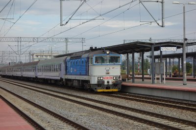 Pociąg PKP Intercity na stacji Gdynia Główna. Fot. Travelarz / wikipedia.org