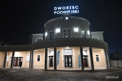 Dworzec Podmiejski ponownie został otwarty dla mieszkańców (fot. Michał Puszczewicz)
