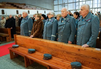  Częścią oficjalnych obchodów 97. urodzin Gdyni była niedzielna msza święta z honorową asystą wojskową. Fot. Mirosław Pieślak