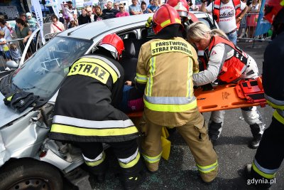 Symulacja wypadku drogowego podczas ubiegłorocznej edycji Moto Safety Day w Gdyni // fot. Michał Puszczewicz