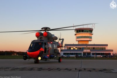 W-3WARM Anakonda już po modernizacji na płycie lotniska w gdyńskich Babich Dołach, fot. kmdr ppor. Marcin Braszak / www.blmw.wp.mil.pl