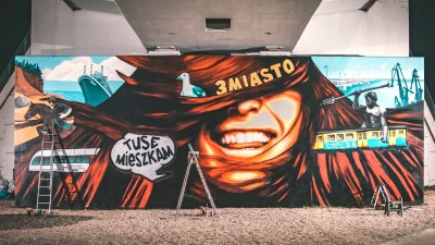 Mural Tuse stworzony w ramach kampanii „Trzy miasta, jedna destynacja”. Fot. PROT