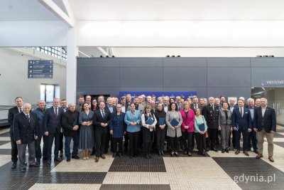 Członkowie Komitetu Honorowego Obchodów 100-lecia Gdyni w Muzeum Emigracji (fot. Paweł Budziński)