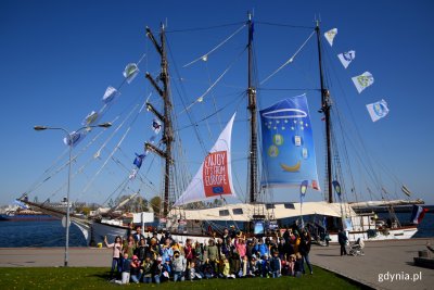 Le Marité i uczniowie SP nr 13 / fot. Paweł Kukla