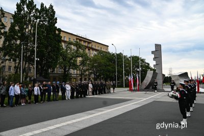 Gdynianie oddali hołd weteranom i uczestnikom misji ONZ w dniu ich święta, fot. Michał Sałata