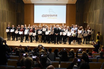 Stypendia Gdyni dla najzdolniejszych // fot. Michał Puszczewicz