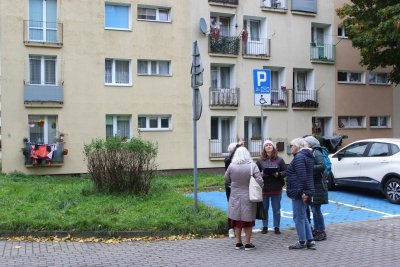 Spacer konsultacyjny z mieszkańcami na Witominie, fot. LIS