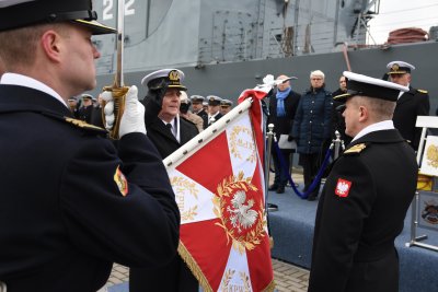 Ceremonia przekazania sztandaru, fot. Lechosław Dzierżak