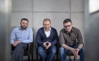 Od lewej: Grzegorz Rutkiewicz, Michał Wroczyński, Gniewosz Leliwa, fot. materiały prasowe