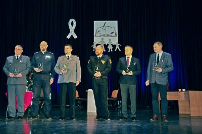 Ambasadorzy Kampanii Biała Wstążka w Gdyni za rok 2017, fot. Michał Kowalski