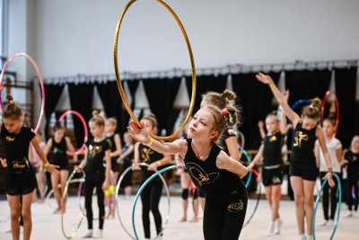 Pokaz mistrzyń świata w gimnastyce artystycznej odbył się w ostatni piątek w Zespole Sportowych Szkół Ogólnokształcących w Gdyni // fot. Fundacja Corda