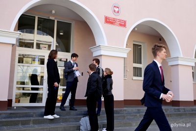 Maturzyści z VI LO w Gdyni. Fot. Przemysław Kozłowski